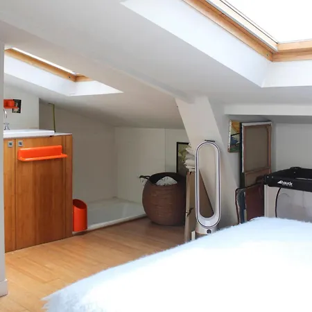 Appartamento Beautiful Dwelling Overlooking Le Sacre-coeur Parigi